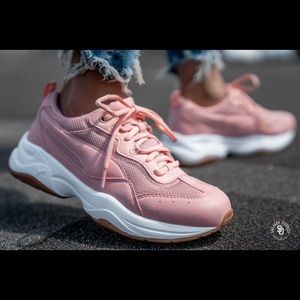 Size 10 Peach PUMA Cilia Sneakers